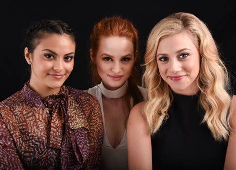 riverdale girls naked|Vídeos pornôs com Riverdale 